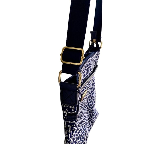 Tommy Hilfiger Blue White Crossbody Bag Geometric Pattern Adjustable Strap NEW - Picture 10 of 10